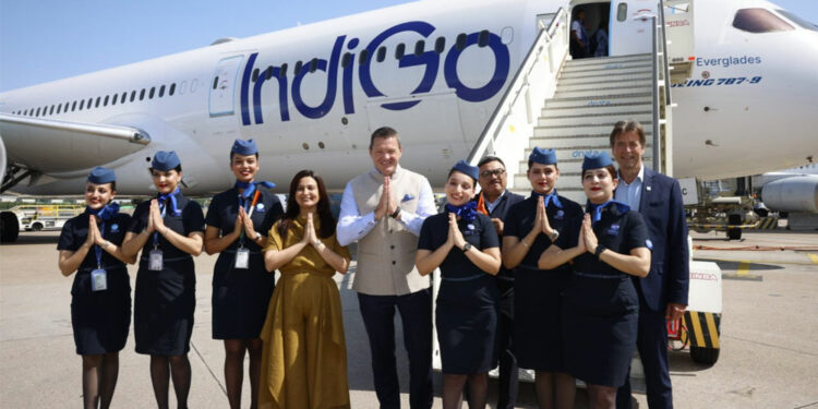 Lors de l'inauguration du vol d'IndiGo sur Amsterdam. © IndiGo