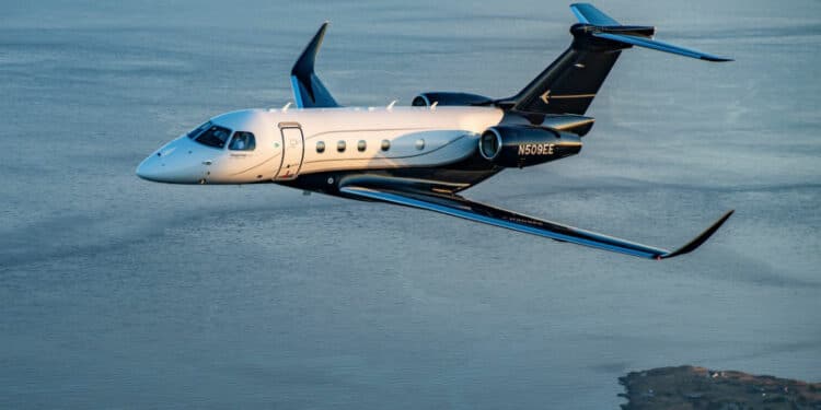 © Embraer